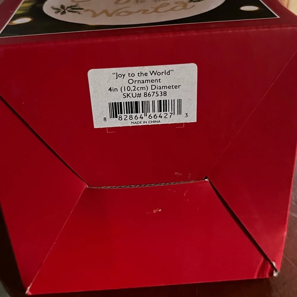 NEW LENOX. *JOY TO THE WORLD* PORCELAIN ORNAMENT COLLECTIBLE RARE. NEW IN BOX - Picture 8 of 8